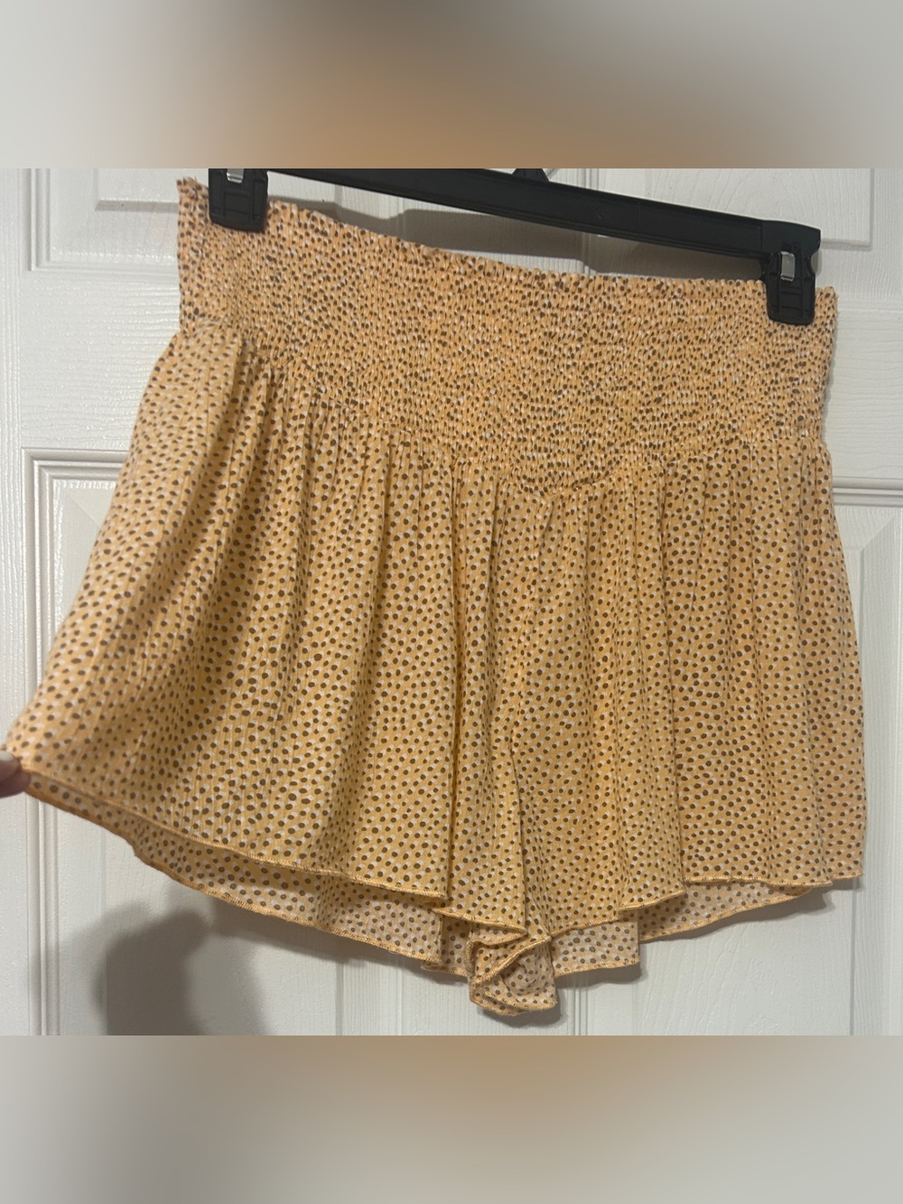 Aerie Women’s Smocked Waist High Rise Shorts Peach Brown Dots Gauzy Pull On L